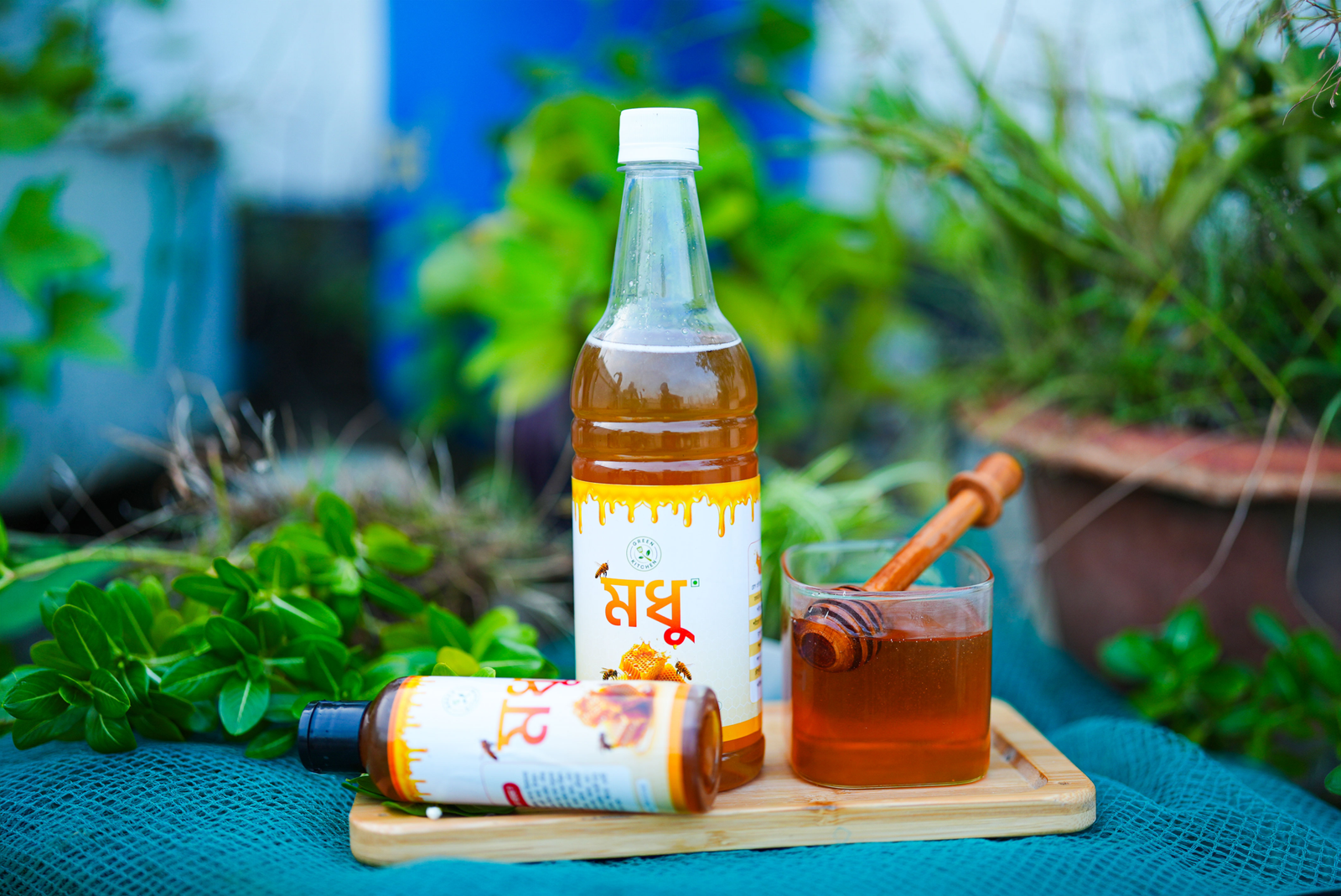 খাঁটি মধু - Pure Honey